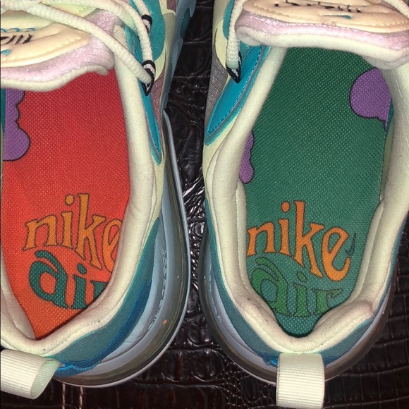 Nike Air Max 270 React - Picture 7 of 8